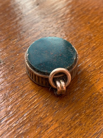Gold Bloodstone Seal